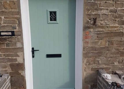 chartwell-green-composite-door